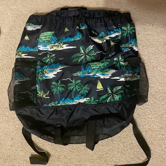 Children’s Place Swim Bag with Matching Trunks - Picture 4 of 11